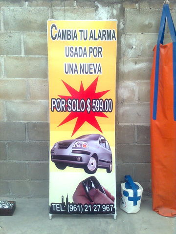 Sin Nombre